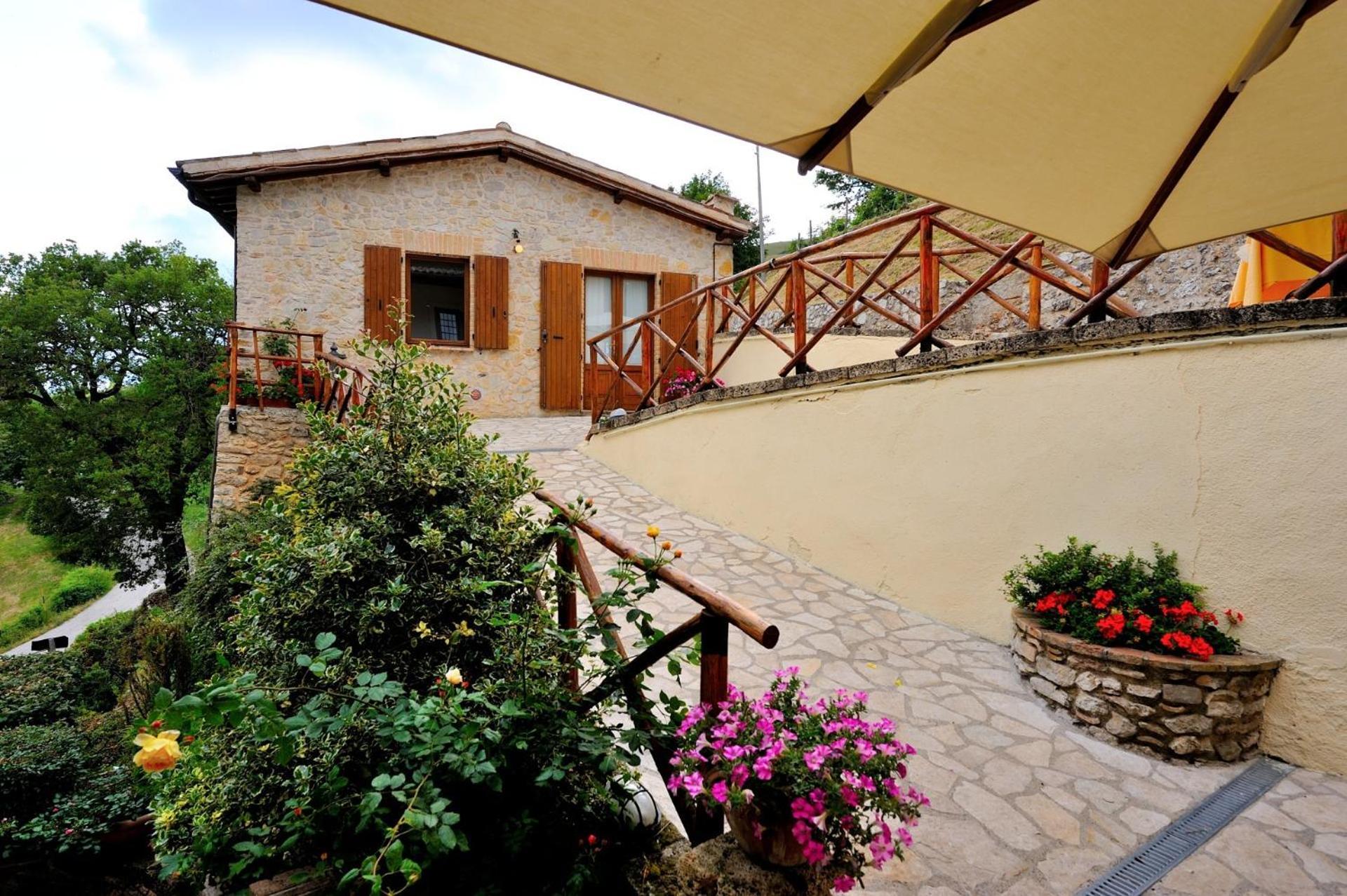 Agriturismo Pettino Campello sul Clitunno Exterior foto